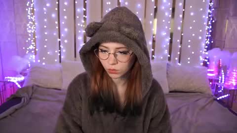 Snapshot of sasha_exclusive chatting on 02-09-25, 08:13 Sasha Exclusive online show from 02-09-25, 08:13