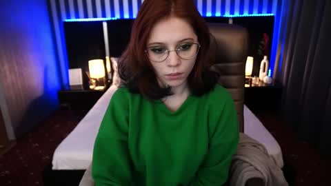 Snapshot of sasha_exclusive chatting on 02-25-25, 07:31 Sasha Exclusive online show from 02-25-25, 07:31