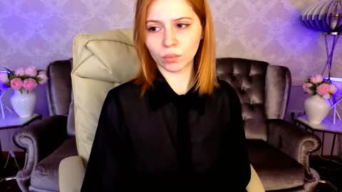 Snapshot of sasha_exclusive chatting on 10-19-25, 06:25 Sasha Exclusive online show from 10-19-25, 06:25