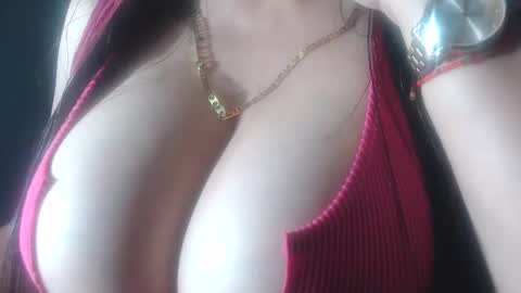 Snapshot of sasha_multiorgasmic chatting on 03-10-25, 12:18 sasha online show from 03-10-25, 12:18