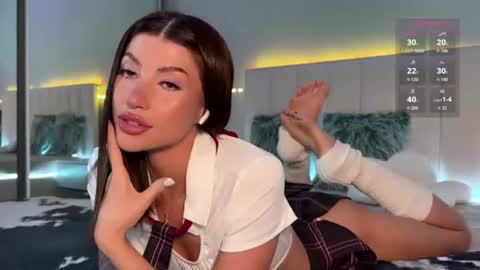 Snapshot of sasha_suprapro chatting on 07-14-26, 08:25 Hi everyone my name is Sasha online show from 07-14-26, 08:25