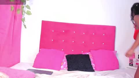 sasha palmer online show from 01-12-25, 01:32