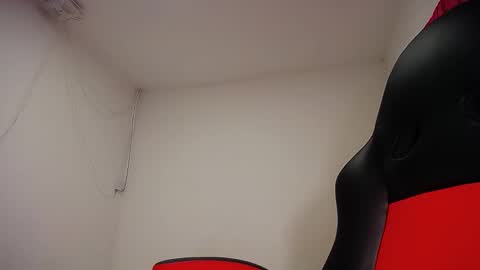 Snapshot of sashabreck1 chatting on 12-28-24, 03:26 sashabreck1 online show from 12-28-24, 03:26