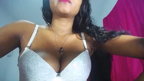 Snapshot of sashabreck1 chatting on 02-10-25, 02:08 sashabreck1 online show from 02-10-25, 02:08