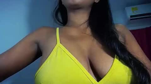 Snapshot of sashabreck1 chatting on 12-20-25, 03:13 sashabreck1 online show from 12-20-25, 03:13