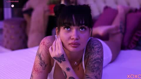 Dennise online show from 10-28-25, 09:28