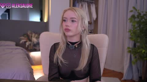 sashalore online show from 04-08-26, 02:33