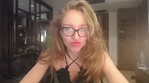 Sasha online show from 12-26-24, 05:26