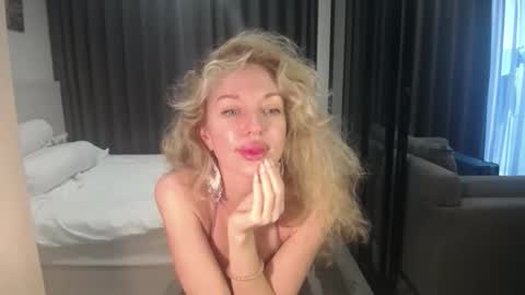 Sasha online show from 03-31-26, 06:25