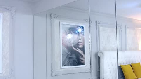 Snapshot of sashavaughn chatting on 10-06-25, 01:30 Sasha online show from 10-06-25, 01:30