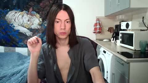 Snapshot of sashaxxxbellucci chatting on 10-09-25, 09:51 Sasha online show from 10-09-25, 09:51