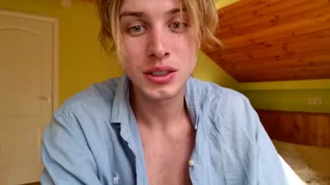 Sasha --  online show from 08-03-26, 01:38