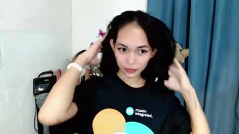 Sashi online show from 10-30-25, 04:41