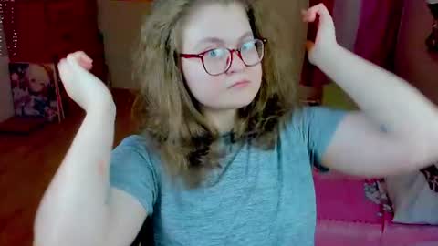 Snapshot of sashy_way chatting on 06-24-26, 09:14 .Alexandra online show from 06-24-26, 09:14
