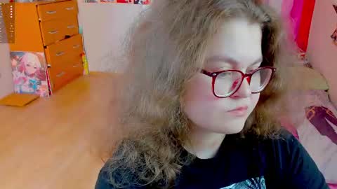 Snapshot of sashy_way chatting on 06-28-26, 10:10 .Alexandra online show from 06-28-26, 10:10