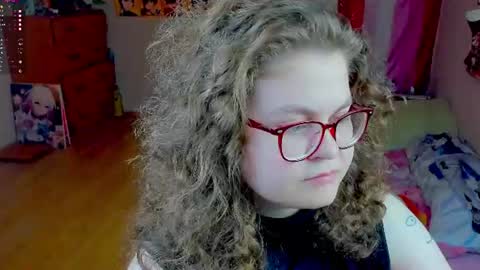 Snapshot of sashy_way chatting on 07-04-26, 09:32 .Alexandra online show from 07-04-26, 09:32