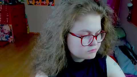 Snapshot of sashy_way chatting on 07-05-26, 05:09 .Alexandra online show from 07-05-26, 05:09