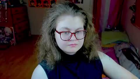 Snapshot of sashy_way chatting on 07-07-26, 10:25 .Alexandra online show from 07-07-26, 10:25