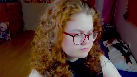 Snapshot of sashy_way chatting on 07-20-26, 07:05 .Alexandra online show from 07-20-26, 07:05