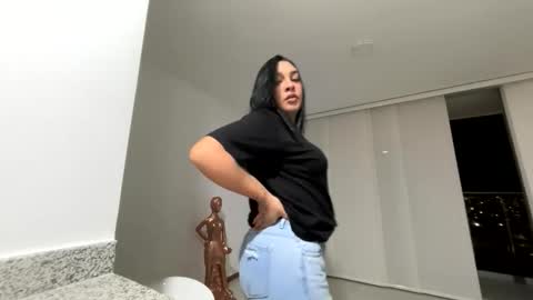 sasshamoon online show from 11-17-25, 03:23