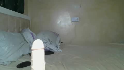 sassie_bee online show from 02-24-25, 10:36