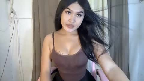 sassy_jenny8 online show from 04-07-26, 10:05