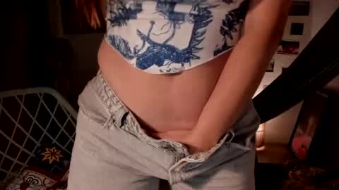 Snapshot of sassy_xyou chatting on 01-19-25, 07:26 Ms. Oh   online show from 01-19-25, 07:26