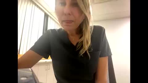 Snapshot of sassyella chatting on 10-13-25, 11:16 Sassyella online show from 10-13-25, 11:16