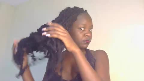 Snapshot of sassyleila chatting on 06-28-26, 11:44 sexxy one online show from 06-28-26, 11:44