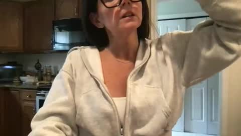 Snapshot of sassynsweetmilf chatting on 05-22-26, 05:07 sassynsweetmilf online show from 05-22-26, 05:07