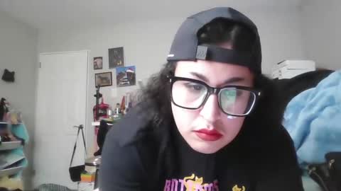 Snapshot of sassypandaxxx chatting on 03-03-25, 08:11 koolkat online show from 03-03-25, 08:11