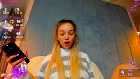 sassyt33n online show from 11-18-25, 10:09