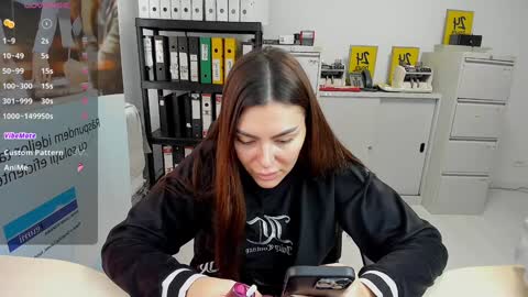 Snapshot of sassytiff chatting on 03-05-25, 11:49 sassytiff online show from 03-05-25, 11:49