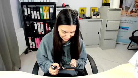 Snapshot of sassytiff chatting on 10-07-25, 10:34 sassytiff online show from 10-07-25, 10:34