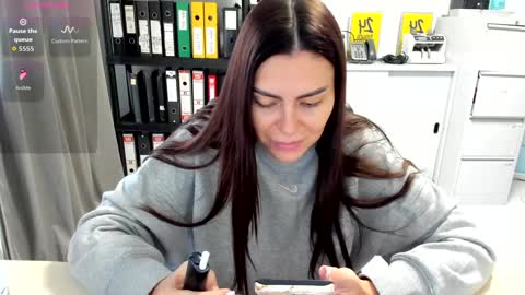 Snapshot of sassytiff chatting on 10-27-25, 12:53 sassytiff online show from 10-27-25, 12:53