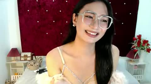 Snapshot of satiable_sashax chatting on 09-30-25, 01:54 Sasha online show from 09-30-25, 01:54
