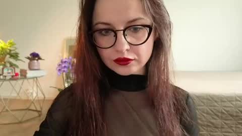 Snapshot of satin_sin chatting on 06-07-26, 06:11 Lori online show from 06-07-26, 06:11