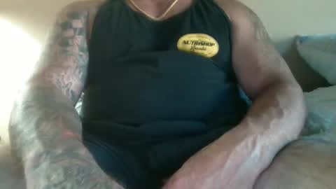 Snapshot of satinpantys chatting on 09-26-25, 10:47 satinpantys online show from 09-26-25, 10:47