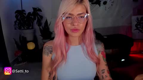 Snapshot of satomimori chatting on 09-25-25, 02:59 im Jessi Independet Model online show from 09-25-25, 02:59