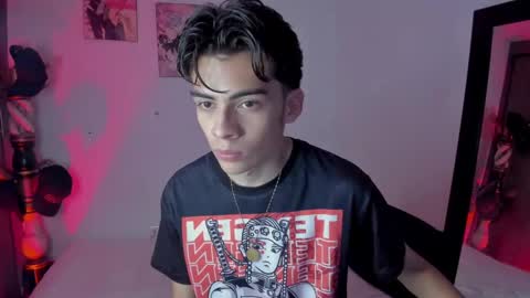 Snapshot of satosh_y chatting on 01-12-25, 03:39 satosh_y online show from 01-12-25, 03:39