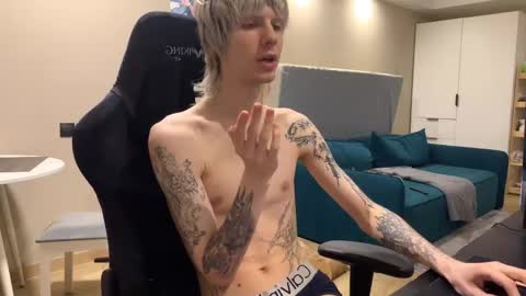 Satoshi online show from 04-16-26, 09:39