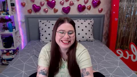 Snapshot of satosugu chatting on 03-04-26, 11:00 Stacy online show from 03-04-26, 11:00