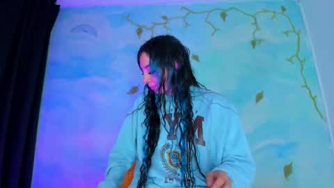 Snapshot of saturno_stone chatting on 09-16-25, 06:36 Saturnooo online show from 09-16-25, 06:36