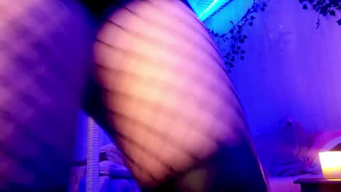 Gina George online show from 12-10-24, 12:28