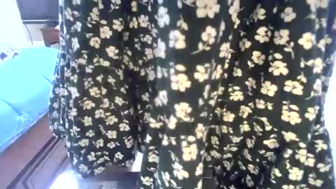 Snapshot of satyric_haetera chatting on 11-16-25, 04:29 Sophia online show from 11-16-25, 04:29