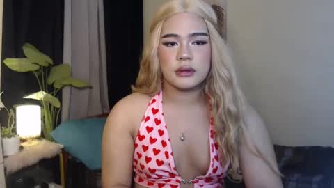 Snapshot of saucey_rhed chatting on 02-06-25, 09:22 RHED online show from 02-06-25, 09:22