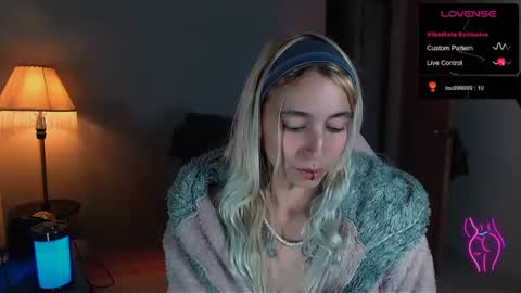 I AM JENN  online show from 12-29-24, 03:22