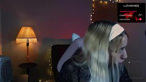 I AM JENN  online show from 01-12-25, 01:53