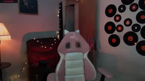 I AM JENN  online show from 02-22-25, 03:01