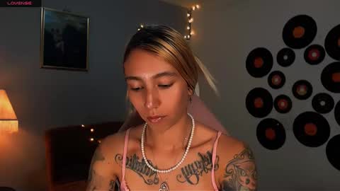 I AM JENN  online show from 03-02-25, 01:26